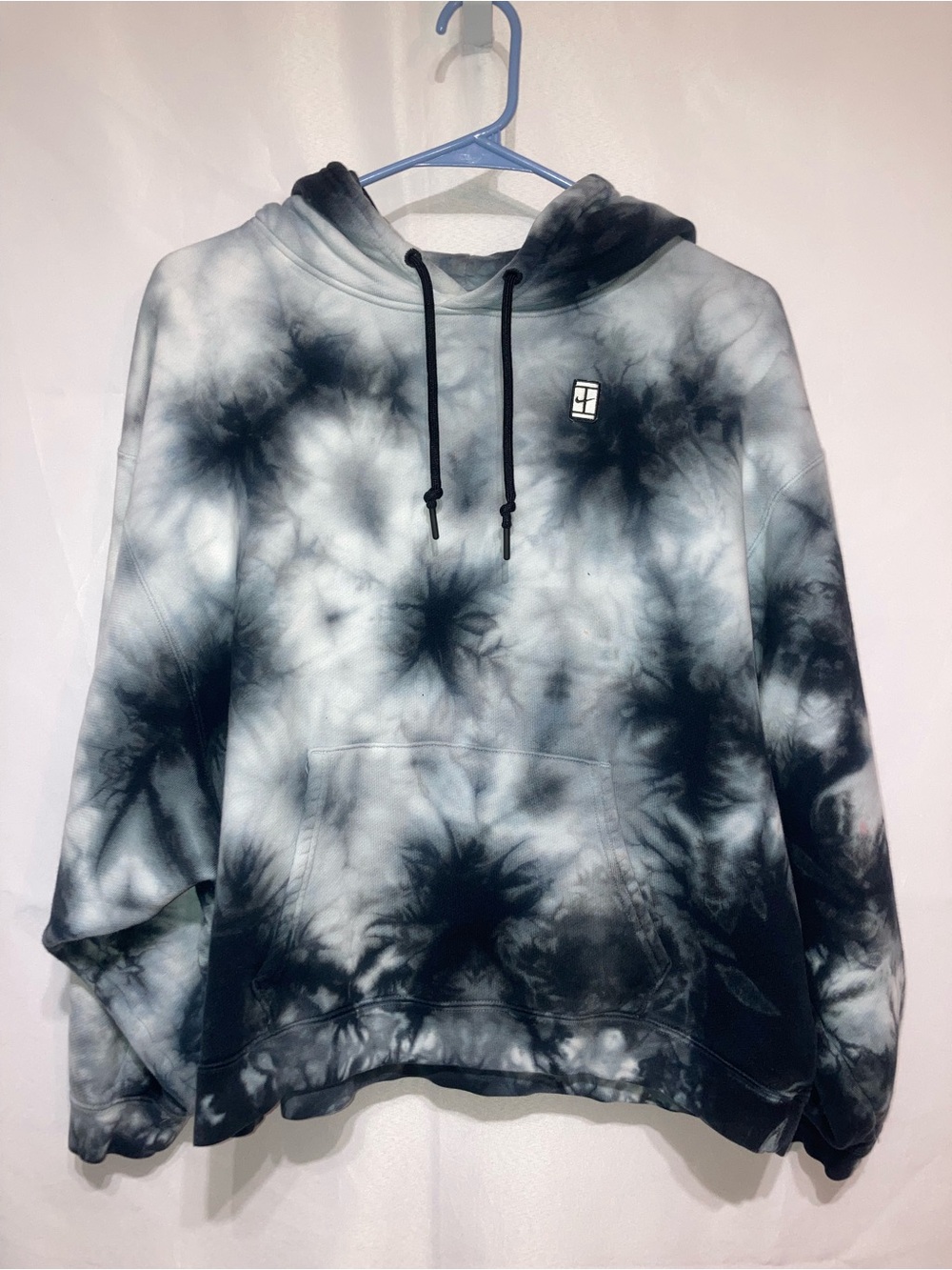 Nike Black & White Tie-Dye Pullover Hoodie for Women